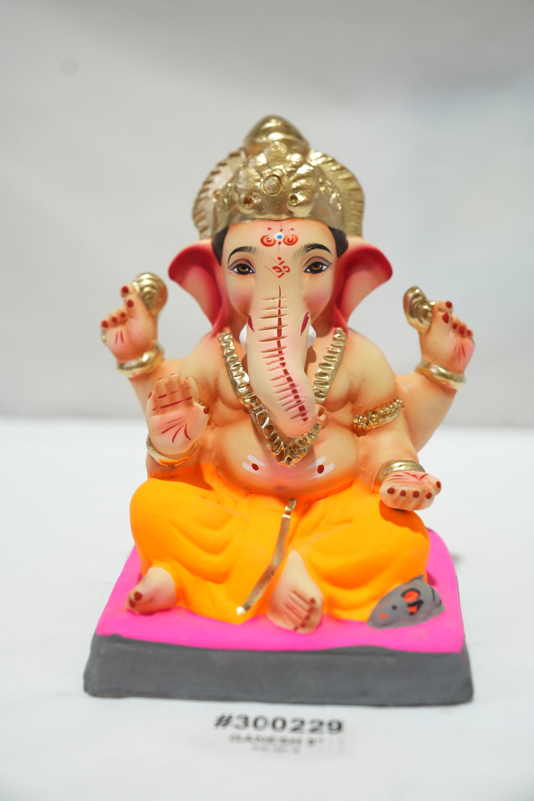 eco-friendly clay ganesh idol 8in - Image 4
