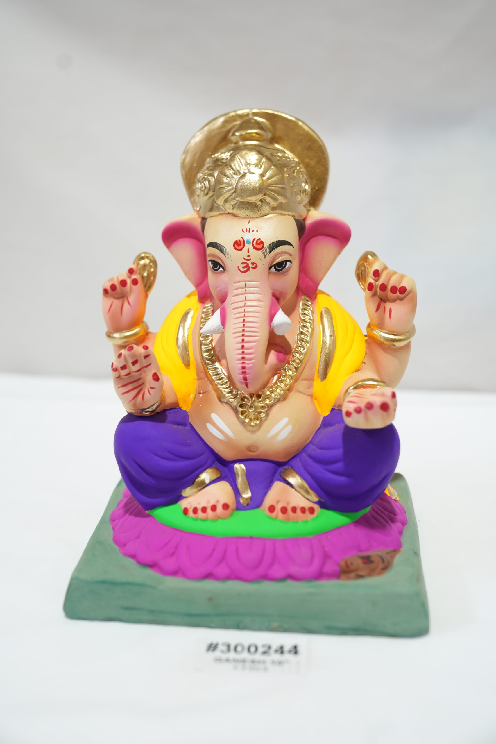 eco-friendly clay ganesh idol 10in - Image 9
